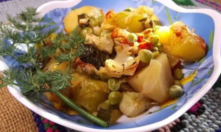 Рецепт овощного рагу в духовке