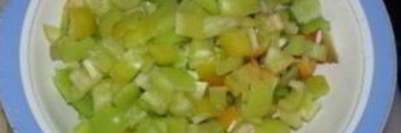 овощное рагу в кастрюле