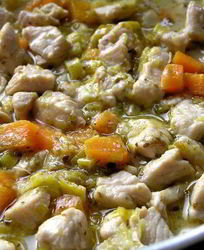 Рагу из индейки с луком-пореем