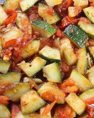 Рагу из кабачков с корицей