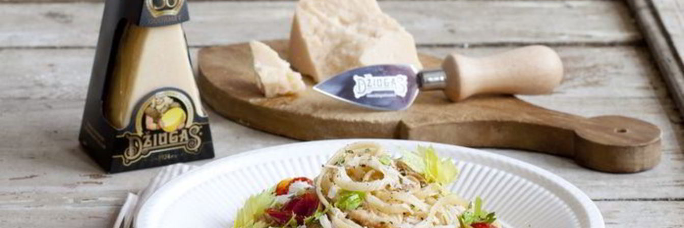 Рагу из кролика с пастой и сыром