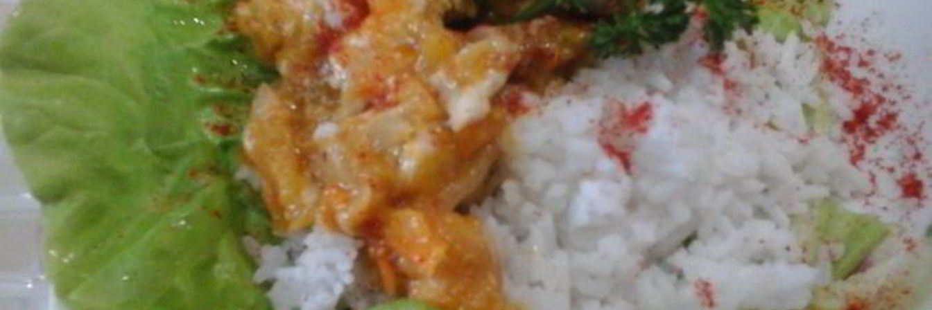 Солнечное рагу с курицей, тыквой и сливами