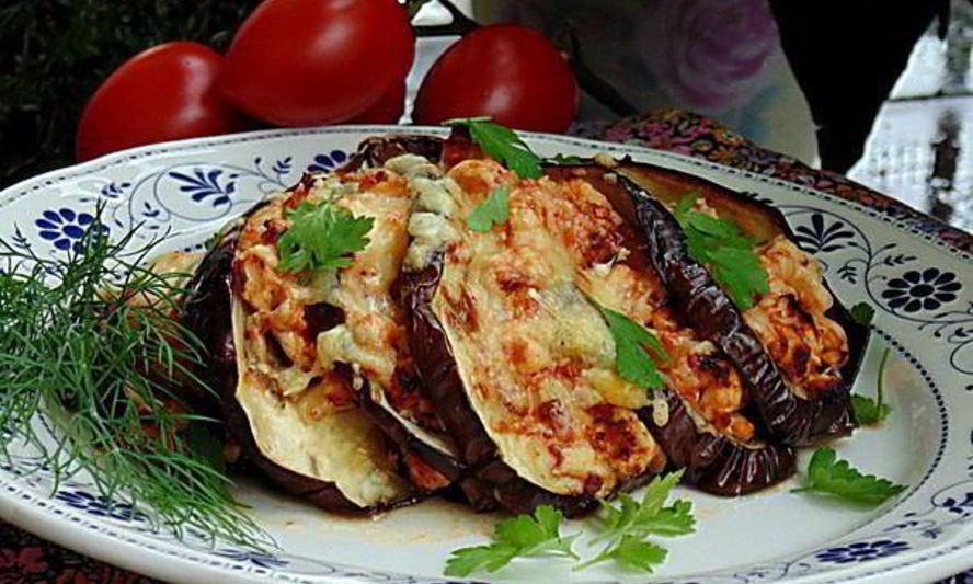 Рецепт веера из баклажана с куриным рагу