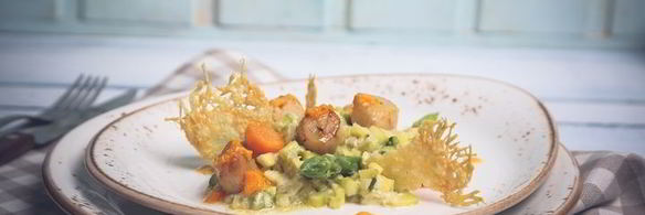 морской гребешок с овощным ризотто