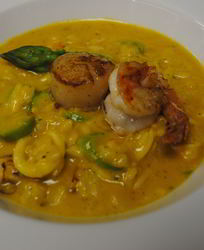 Ризотто с морепродуктами и спаржей