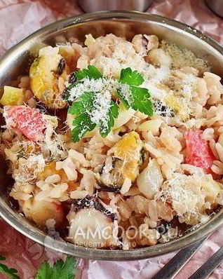 Ризотто с морепродуктами в сливочном соусе
