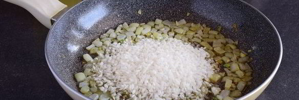 ризотто с морепродуктами в сливочном соусе