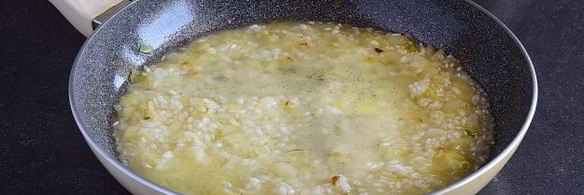 ризотто с морепродуктами в сливочном соусе