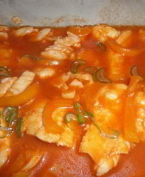 Филе хека в томатном соусе