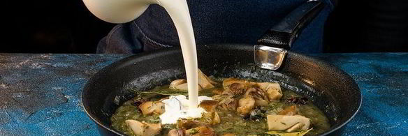 филе палтуса под грибным соусом