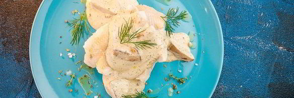 филе палтуса под грибным соусом