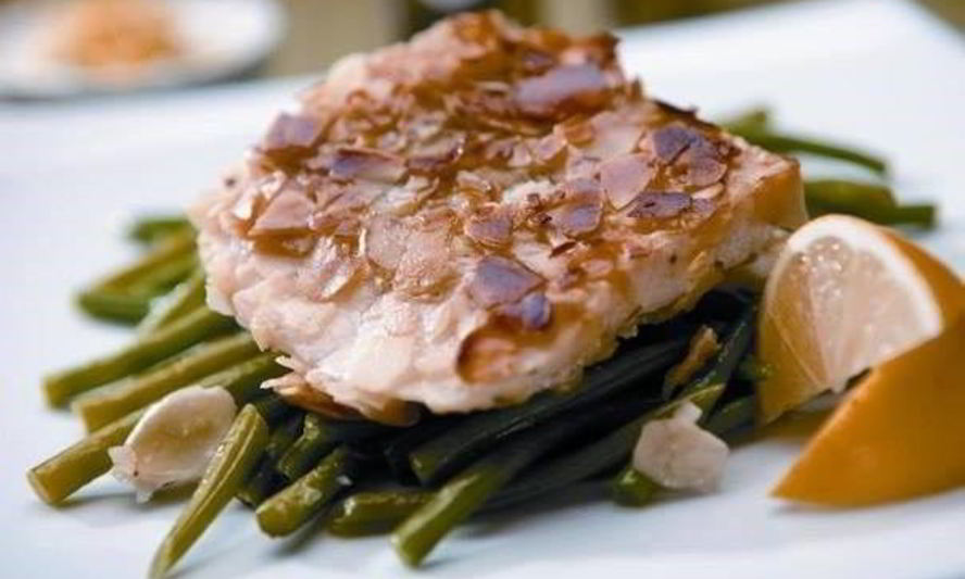 Рецепт филе судака в миндальной панировке