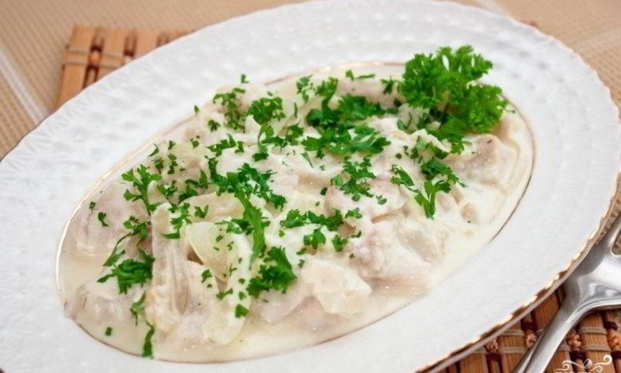 Рецепт камбалы, тушеной в сметане