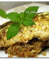 Карась, фаршированный квашенной капустой