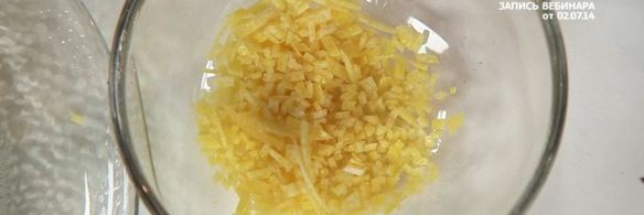 карельская форель с соком помело и кабачками