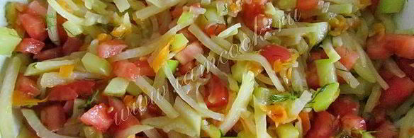 кольраби, тушеная с овощами