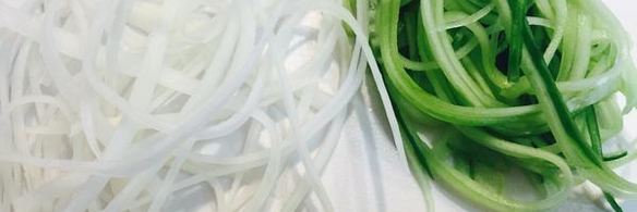 креветки с цукини в сладком соусе чили