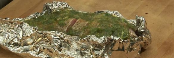 лещ, запеченный в яйце с укропом