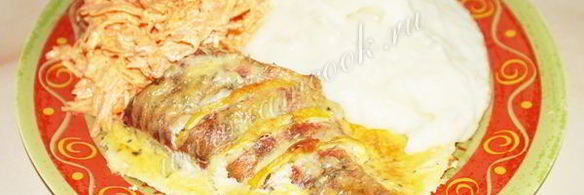 морской окунь в сырном соусе