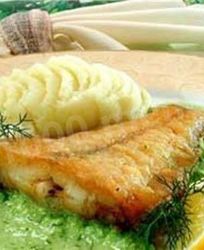 Палтус в духовке со сметанным соусом