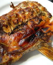 Пеленгас с розмарином на углях