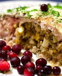 Рыба начиненная кашей