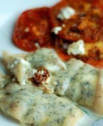 Рыба с голубым сыром и жареными помидорами