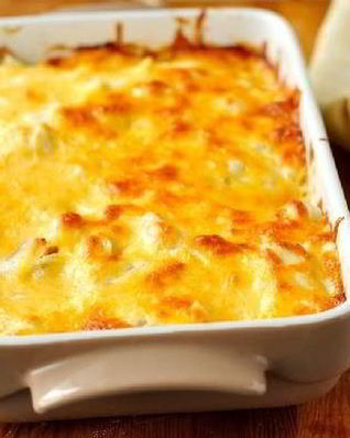 Рыба с овощами и соусом