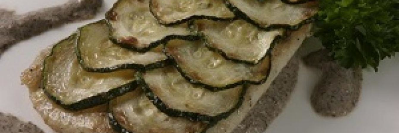 Щука под чешуей из цукини