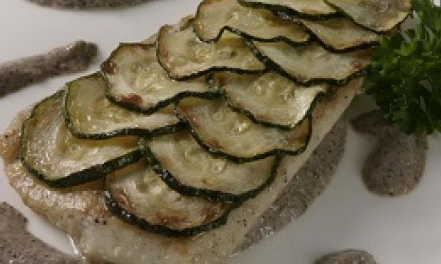 Рецепт щуки под чешуей из цукини