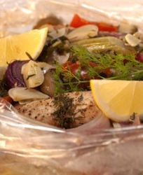 Щука с овощами в рукаве