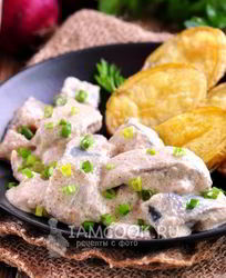 Сельдь в икорном соусе