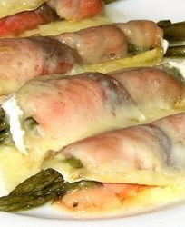 Семга со спаржей