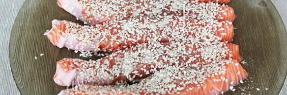 семга запеченная с ананасом и сыром