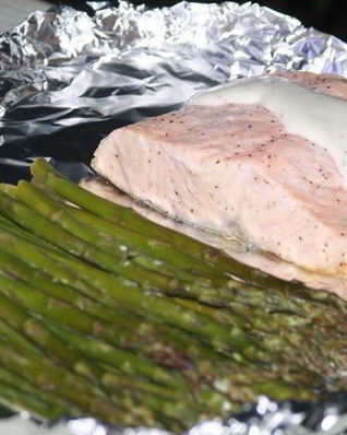 Семга, запеченная в фольге