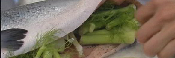 семга, запеченная в соли