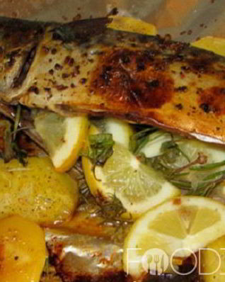 Скумбрия фаршированная с картофелем и луком