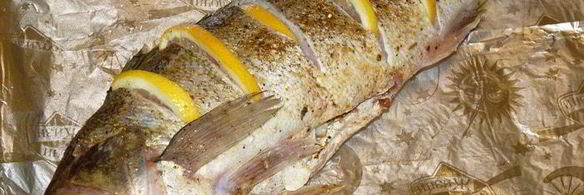 судак с лимоном и луком