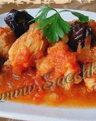 Треска с черносливом