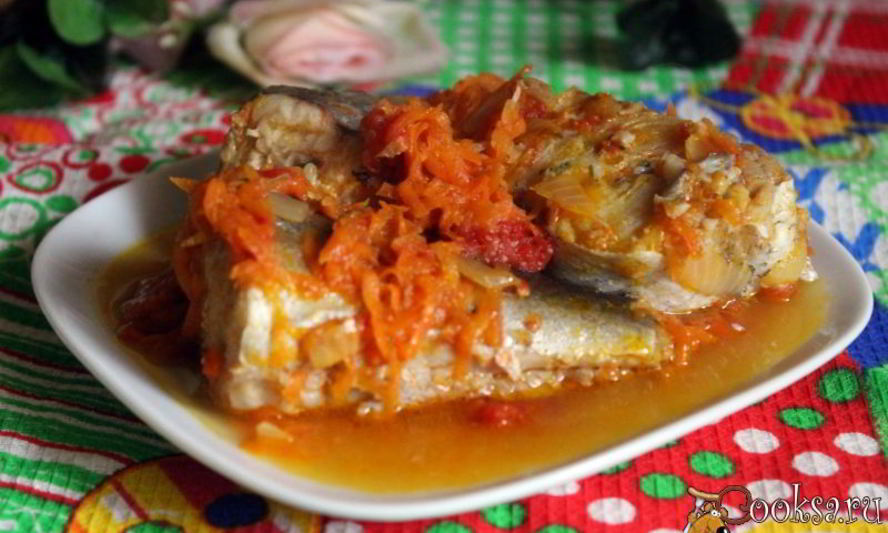 Рецепт тушеного хека с овощами
