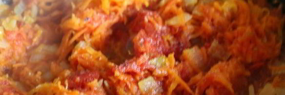 тушеный хек с овощами