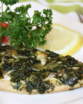 Запеченное рыбное филе с чесноком, петрушкой и орегано