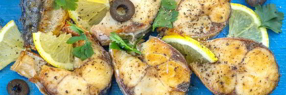 жареная скумбрия на сковороде