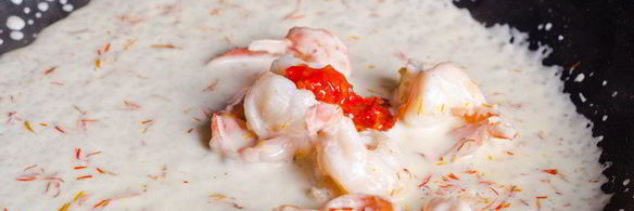 шафрановая лапша с креветками