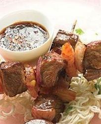 Азиатский шашлык из говядины с ананасом