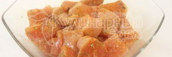 куриный шашлык с острым салатом