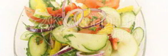 куриный шашлык с острым салатом