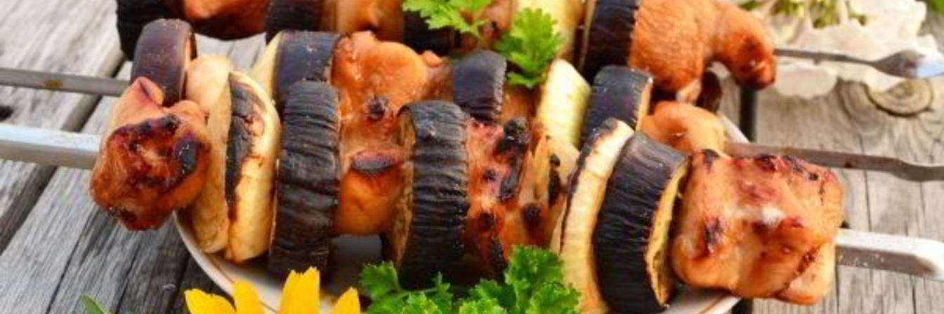 Куриный шашлык с овощами в соусе терияки