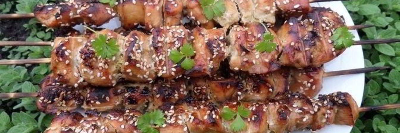 Куриные шашлычки в кунжуте