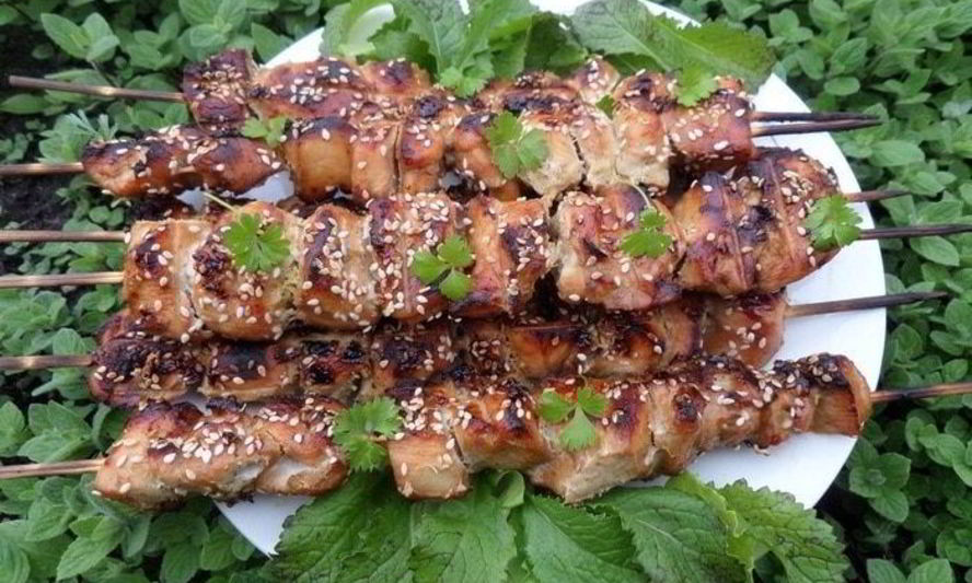 Рецепт куриных шашлычков в кунжуте